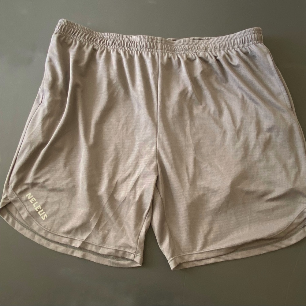 Neleus Dry Fit Lined Running Workout Shorts Men's Size 2XL  Light Grey